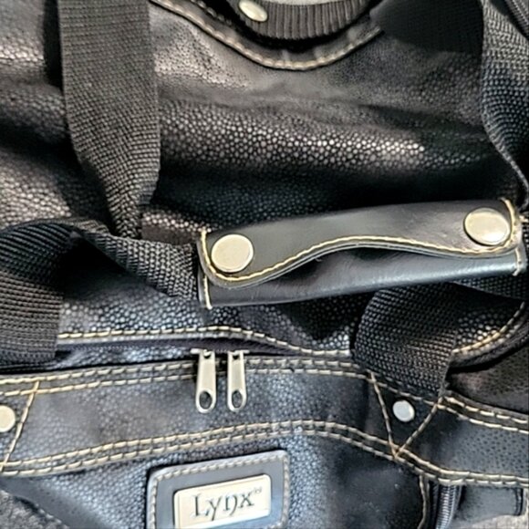 Lynx Cross Body Bag Over-Night Carry-On Camera Bag Gym Black - Picture 11 of 11